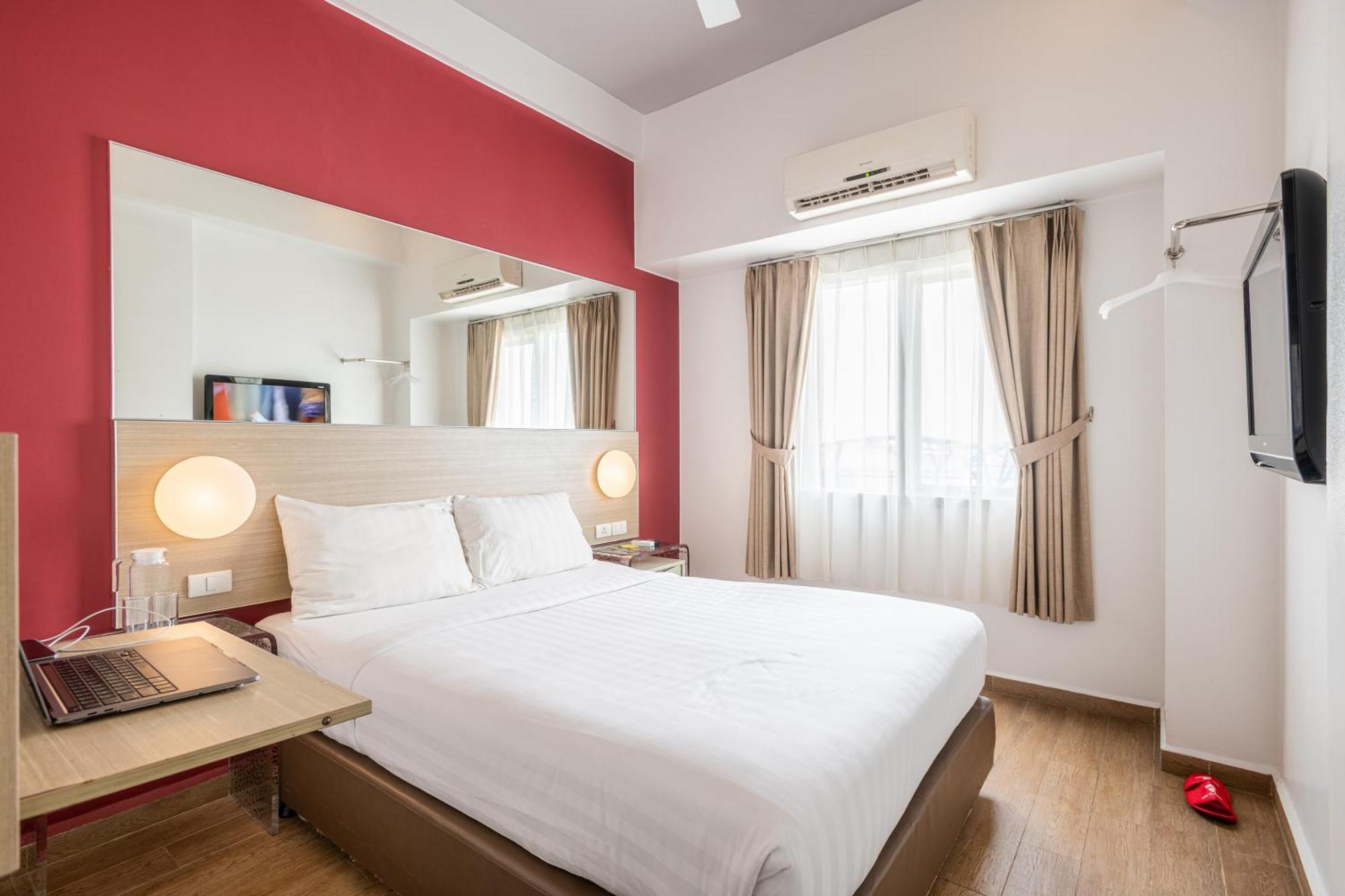 Monoloog Hotel Bekasi Exterior foto